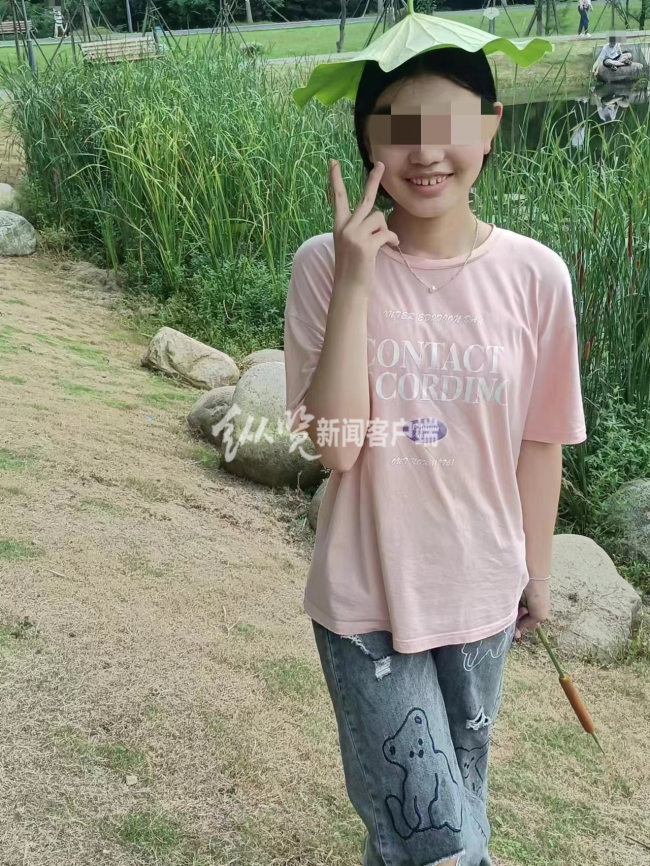 河南12歲女生上體育課時(shí)猝死 學(xué)?；貞?yīng)：操場未安監(jiān)控，校方無責(zé)