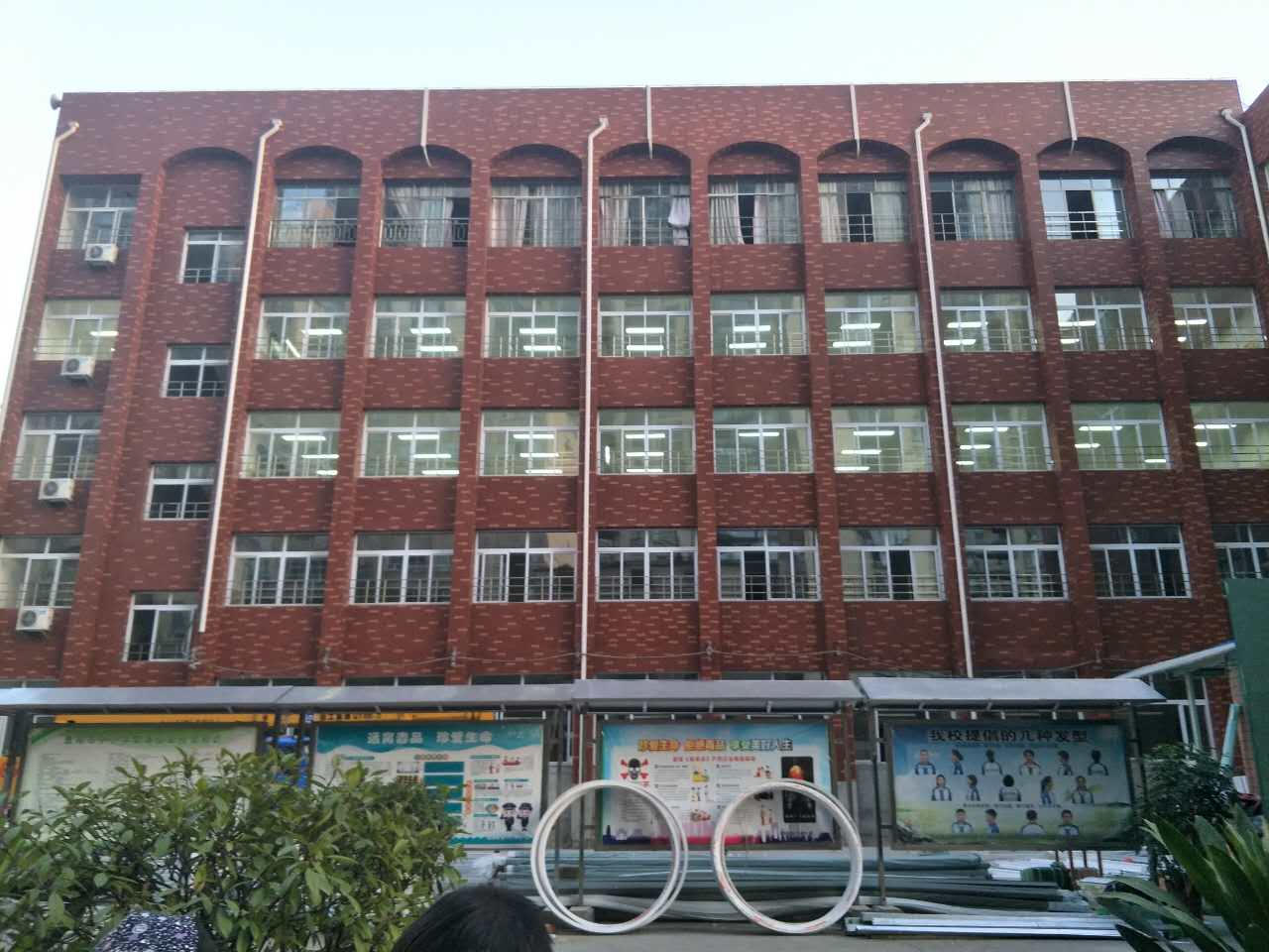 【MCM軟瓷】貴州省貴陽市十六中學改造項目 【MCM軟瓷】貴州省貴陽市十六中學改造項目