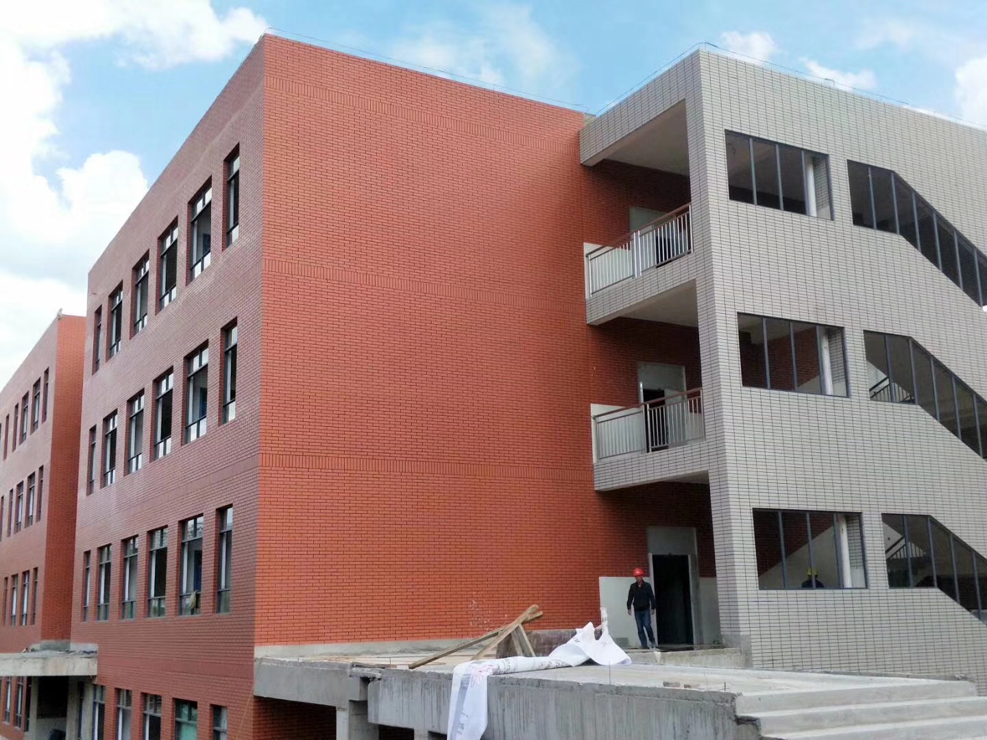 云南曲靖羅平思源學(xué)校新建項(xiàng)目 云南曲靖羅平思源學(xué)校新建項(xiàng)目