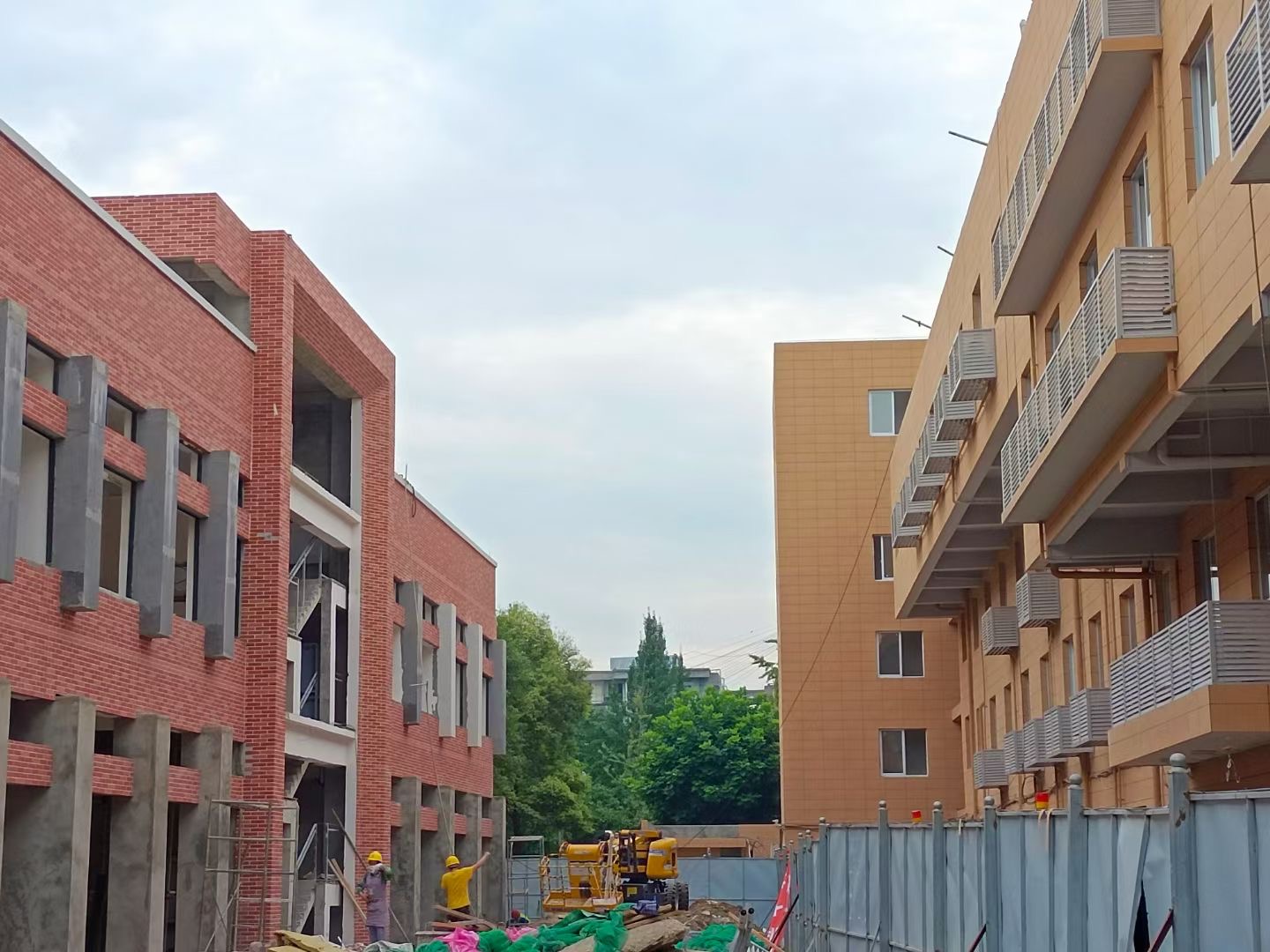 四川大學:望江校區新建加舊改項目 四川大學:望江校區新建加舊改項目